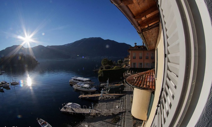 Sala Comacina Apartment | HOUSE FEDE "pieds dans l'eau" suite just by Lake Como, what a view!