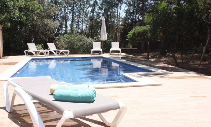 Santa Margalida Cottage | House ideal for families with children, large garden with pool and playground