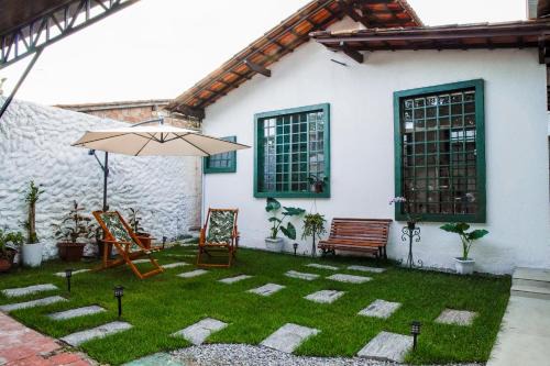 Curio-Utinga Villa | House in a gated community near the forest