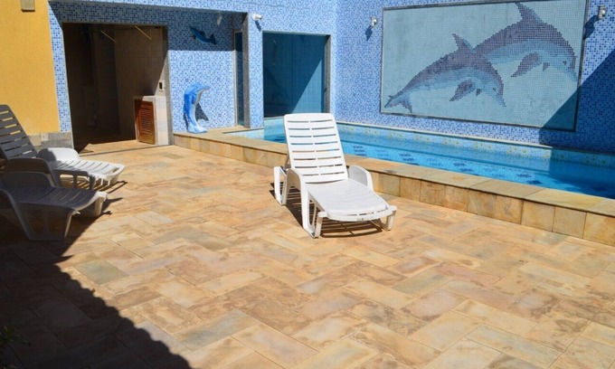 Mangaratiba House | House in cond. with private beach, 4 qtos, pool, barbecue, sauna + court.