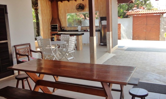 Maranduba House | House in Praia do Sapê – Just 50 meters from the sea!