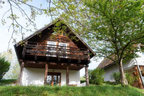 Cisnadioara House | House Lucia Camping Ananas Cisnadioara