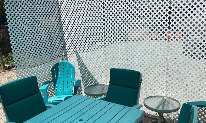 Benton Tract House | House of Favor