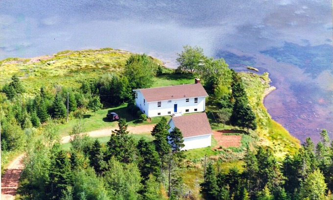 Eglington House | House On Delightful Secluded Peninsula In Fortune.