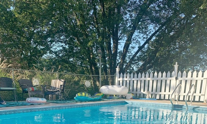 Oneonta House | House & pool 7 mins to Cooperstown All Star Village & Oneonta/Hartwick colleges