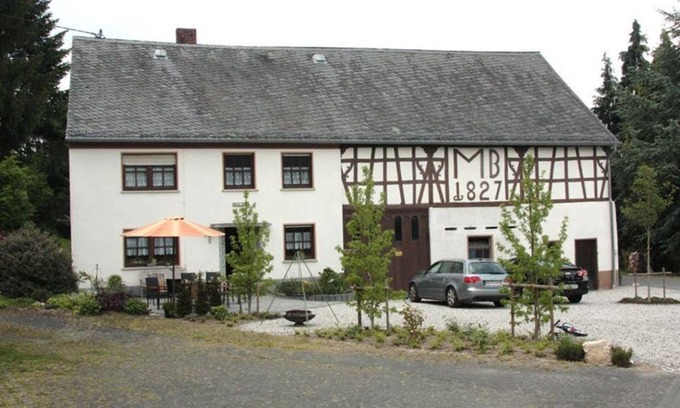 Pilmeroth House | House Resi - Holiday home Resi