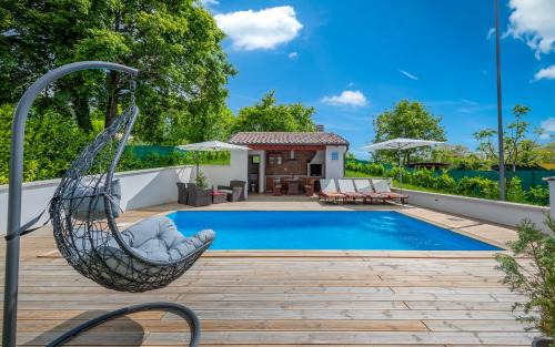 Lindar Villa | House Smoky with private pool and jacuzzi