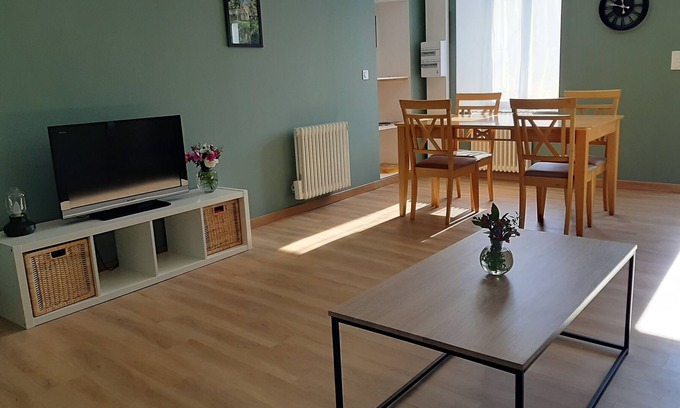 Vineuil House | House with garden 10 minutes from Châteauroux and 40 minutes from Zooparc de Beauval