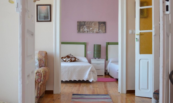 Cebrones del Rio Cottage | House with pool and garden in Cebrones del Río