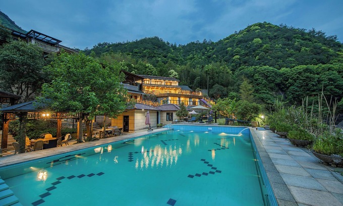 Tonglu County Hotel | Hualu Yuejian Parent Child Homestay