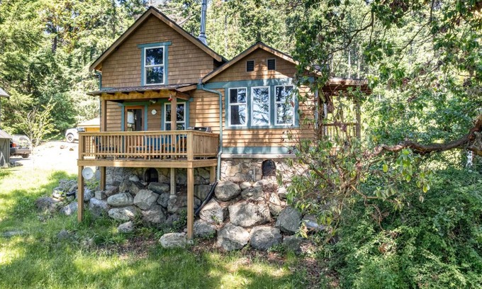 Eastsound House | Huckleberry Haven