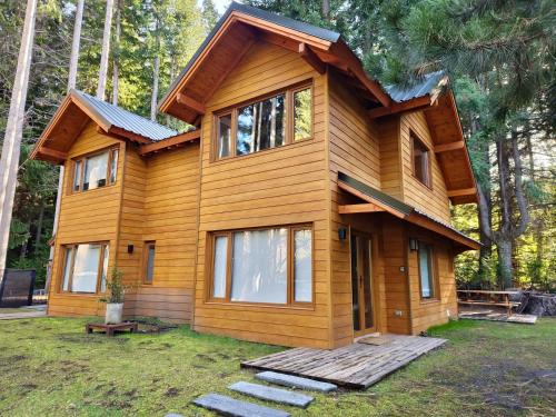 Villa La Angostura House | Huemul Cabin - Remanso del Bosque