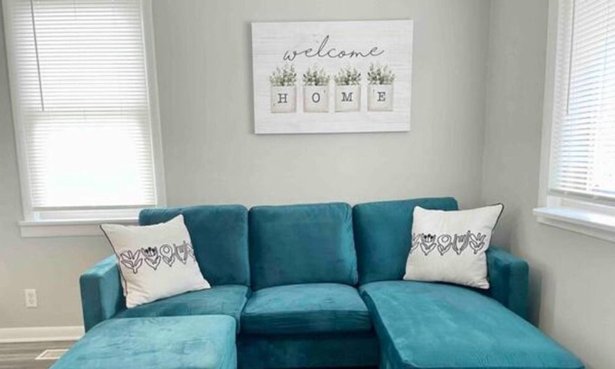 Franklin House | Huge 4bd/2ba home in Downtown Franklin!