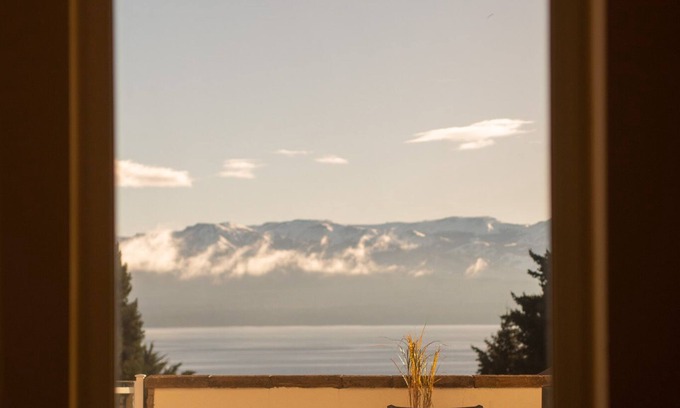 San Carlos de Bariloche Hotel | Huinid Bustillo Hotel & Spa