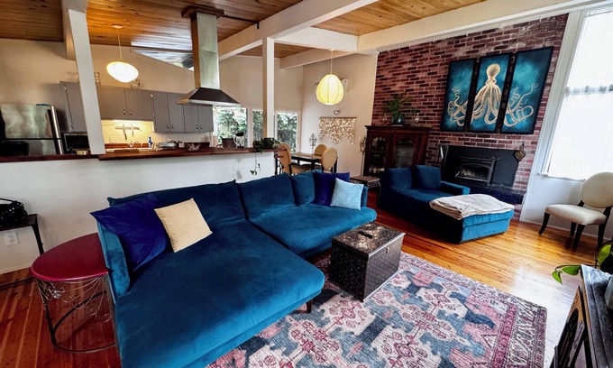 Jacoby Creek House | Humboldt Haven: Gorgeous Home for 10 w Gardens, Firepits, Forest & Bay Views