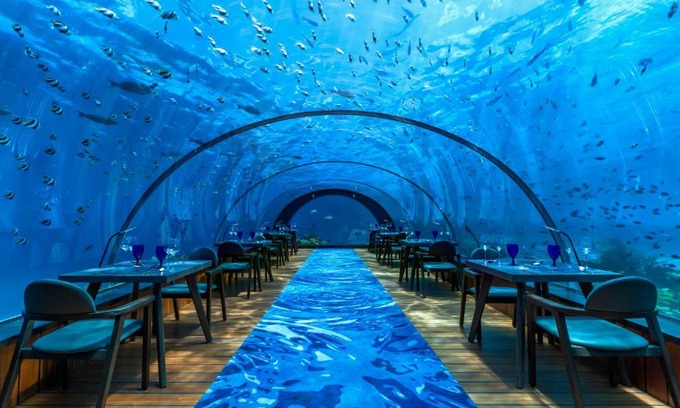 Huruvalhi Resort | Hurawalhi Island Resort