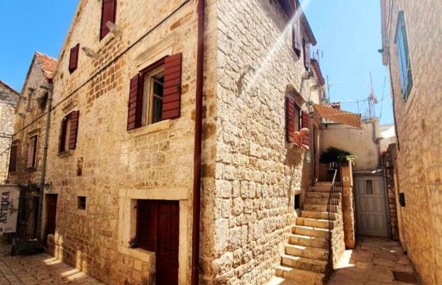 Stari Grad House | HVAR HEART HERITAGE STONE HOUSE 2 floors, up to 6 persons