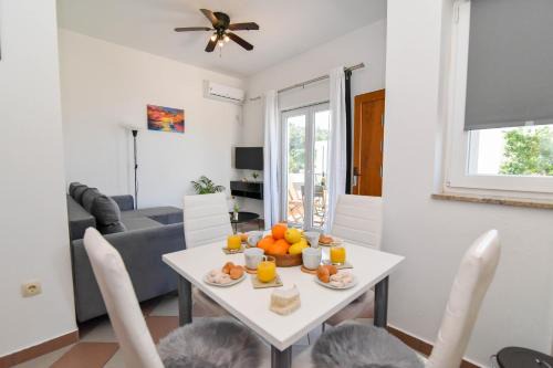 Novigrad Apartment | Ibeach By Rok Apartment