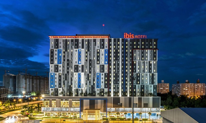 Ban Mai Hotel | ibis Bangkok IMPACT