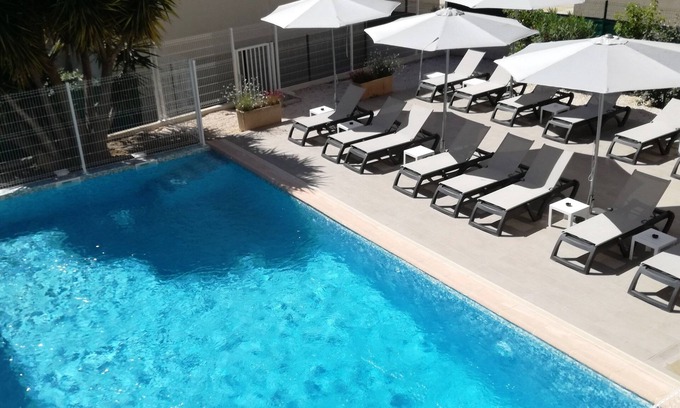 Hyeres City Centre Hotel | ibis budget Hyères Centre Ville