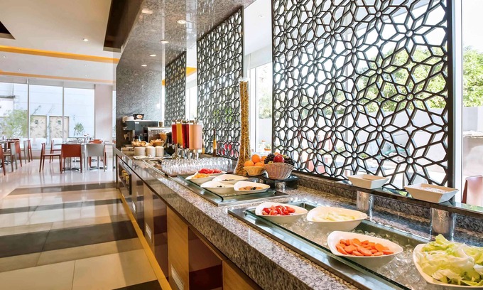 Navalur Hotel | ibis Chennai SIPCOT Hotel