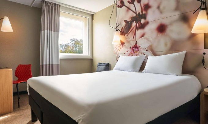 Emerainville Hotel | ibis Paris Marne la Vallee Emerainville