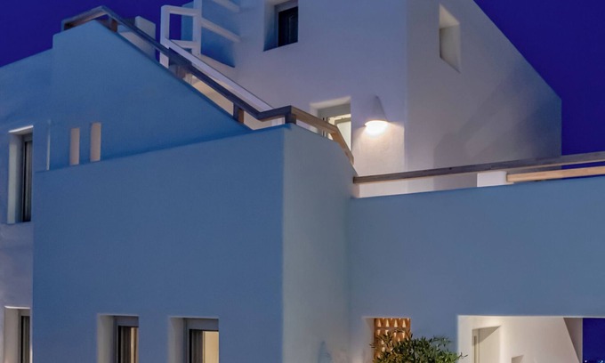 Pyrgos Apartment | Ico Santorini
