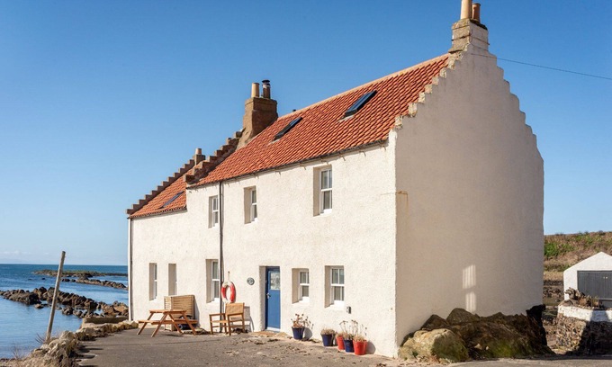 Pittenweem Cottage | Iconic and luxurious 4 bedroomed house