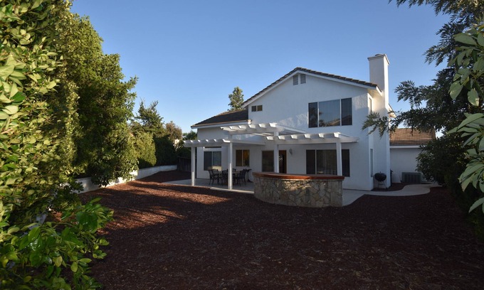 Paloma Del Sol House | Ideal for Insurance Relocation - 30 Nights Minimum