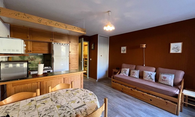 Le Super-Sauze Apartment | Ideally Located Studio in Les Cimes Residence at Super-Sauze, Ski-In/Ski-Out