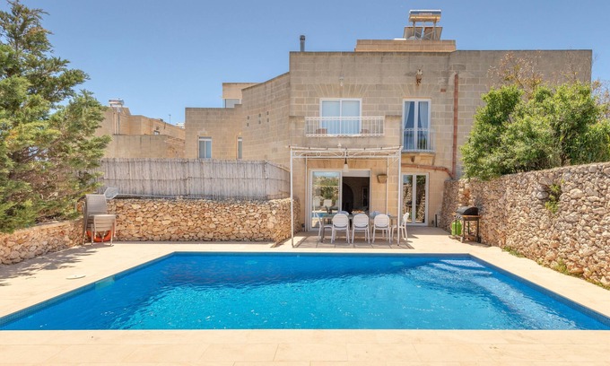 Qala Other | Idyllic Farmhouse with Pools and Views