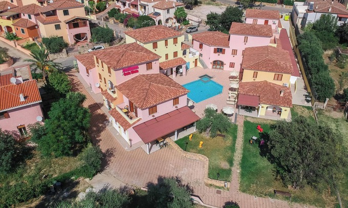 Sos Alinos Apartment | Idyllic Residence Cala Viola 2 Bedroom sleeps nm1380