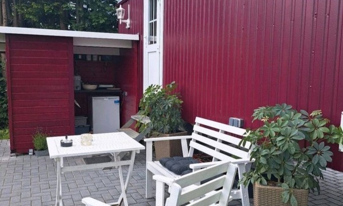 Rudershausen House | Idyllische Übernachtung im Bauwagen mit Outdoordusche und Outdoorküche