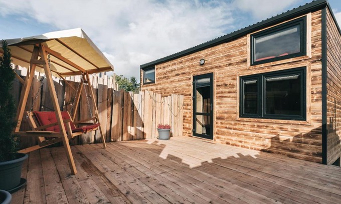 Loebau Apartment | Idyllisches Tiny House mit Sauna