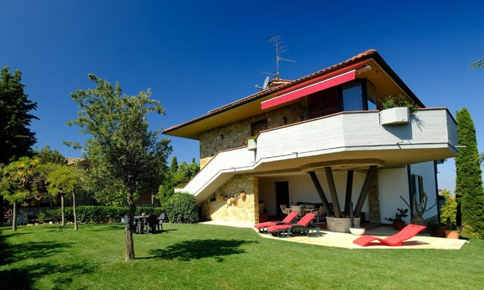 San Quirico d'Orcia Apartment | Il Melograno - San Quirico d'Orcia