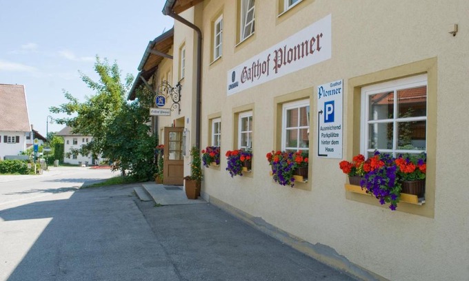 Wessling Hotel | Il Plonner - Hotel Restaurant Biergarten