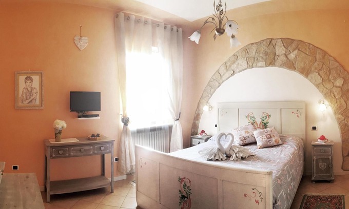 Castelnuovo del Garda House | Il Roseto holidays, home for every occasion, close to amusement parks, and.