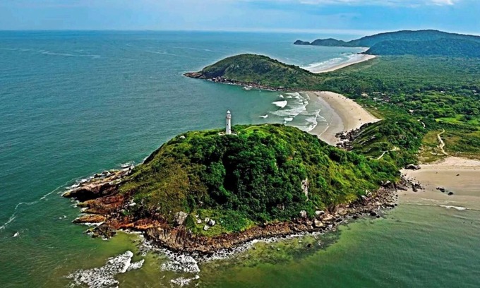 Paranagua House | Ilha do Mel - Praia Grande - Studio for 2 people.