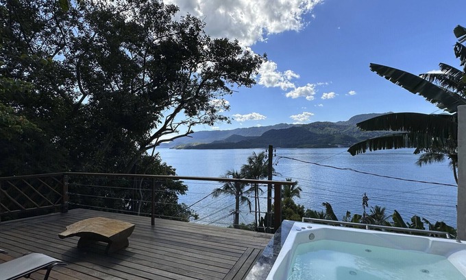 Cambaquara House | Ilhabela: refúgio na natureza c/vista espetacular