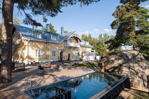 Sysma Hotel | Ilola Inn