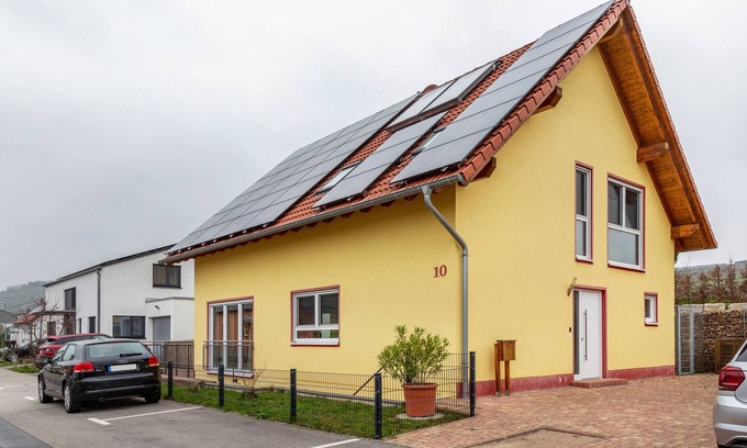 Mainz-Bingen Apartment | "Im Bubenstück" with Wi-Fi