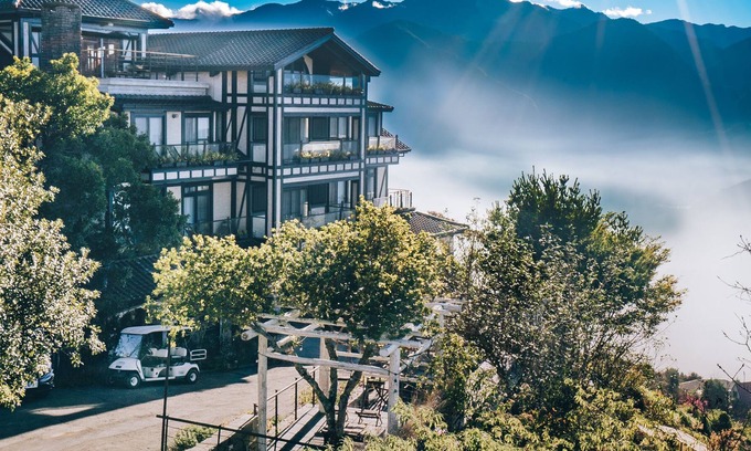 Ren'ai Bed & Breakfast | Impression Nordic Manor Club