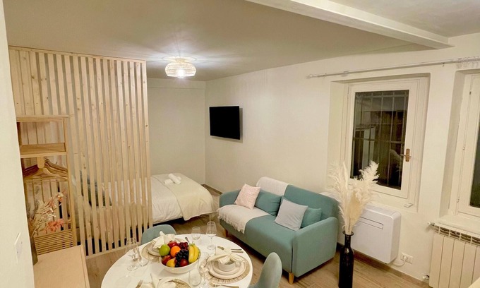 Borgo San Leonardo Apartment | In Center Bergamo