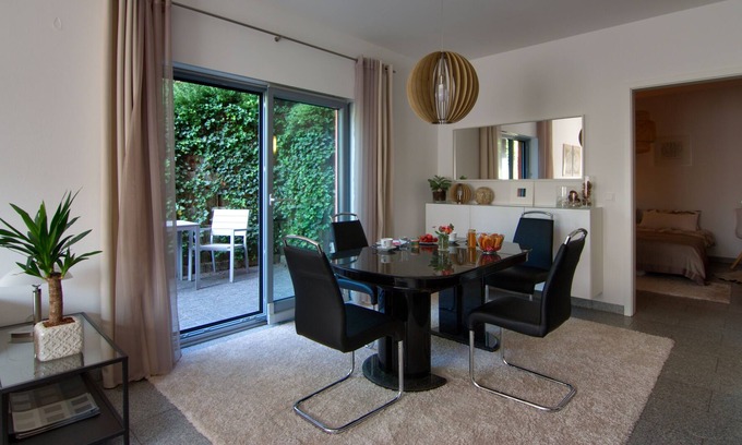 Kernberge Apartment | In the middle of the green in the center of Jena