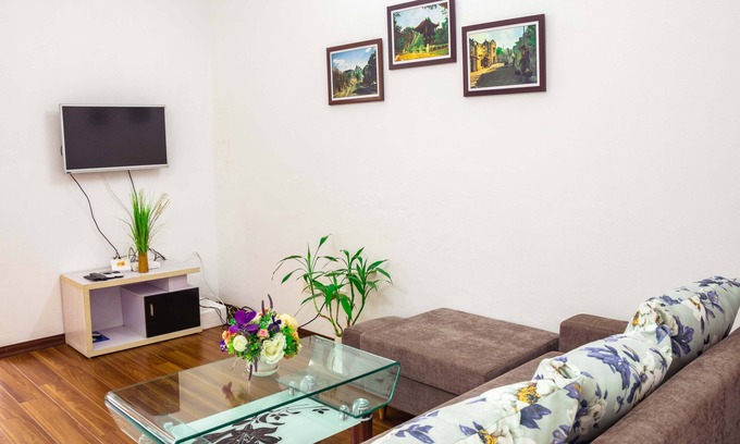 Cau Giay Apartment | INCOHOME 313-2br Beautiful Apt w sparkling balcony