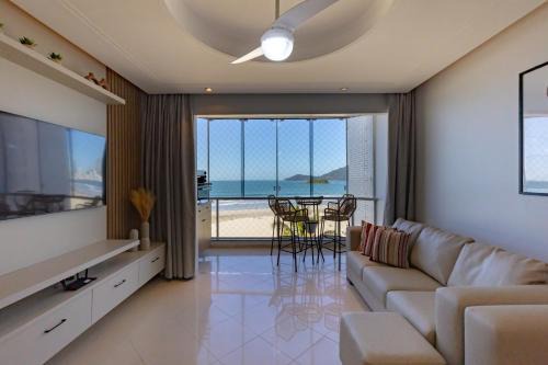 Centro Apartment | Incrível Apartamento Frente Mar em BC