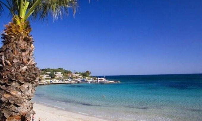 Ognina Villa | Independent house with garden, 200 m to the sea, quiet, WiFi, aircon, 9 people