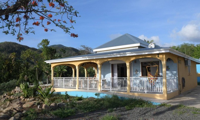 Malendure House | individual tourist villa on boiling.