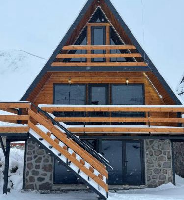 Gergeti Ski Chalet | Infinity Chalets in Kazbegi