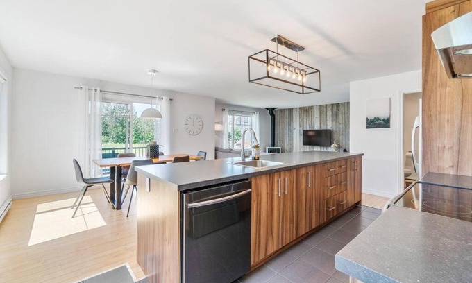 Beaupre Apartment | INITIAL - KOALA - Mont-Sainte-Anne